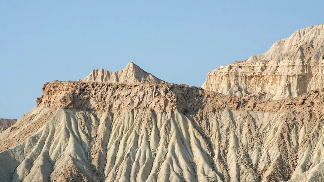 Earth Day Masters How Do Earth Day Masters Build Stability? chinese metaphysics illustration zen style